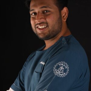 Dr Rahul Mantri - Implantologist and Dental Surgeon